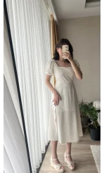 Betty Beyaz Sırtı Çapraz Keten Elbise