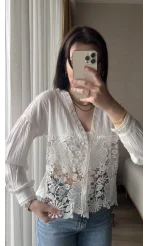 Beyaz Dantelli Gömlek