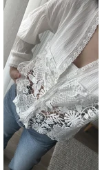 Beyaz Dantelli Gömlek