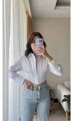 Beyaz Korseli Gömlek