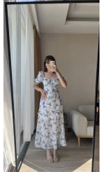 Beyaz Mavi Çiçekli Elbise
