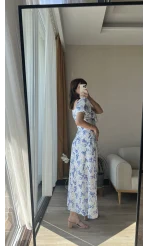 Beyaz Mavi Çiçekli Elbise