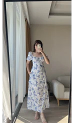 Beyaz Mavi Çiçekli Elbise