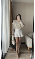 Beyaz Pileli Etek