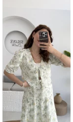 Bratislava Serisi Çiçekli Bluz - Yeşil - 1029