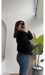 Büyük Düğmeli Örgü Hırka - Siyah