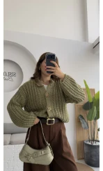 Büyük Düğmeli Örgü Hırka - Yeşil