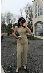 Caterina Sivri Yaka Yelek-Pantolon Takım - Ada Çayı - Kod: 8895