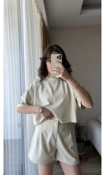 Çizgili Şortlu Takım Krem