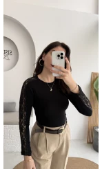 Dantel Detay Parmak Geçmeli Body - Siyah