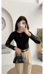 Dantel Detay Parmak Geçmeli Body - Siyah