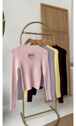 Dekolteli Kalp Detay Taşlı Triko Body - Pembe - Kod: 4810