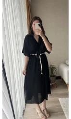Diana V Yaka Kemerli Siyah Elbise