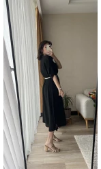 Diana V Yaka Kemerli Siyah Elbise
