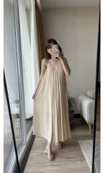 Dökümlü Krem Uzun Elbise