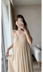 Dökümlü Krem Uzun Elbise