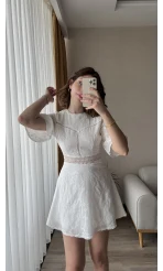 Edna Beyaz Dantel Detay Elbise