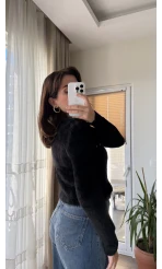 Emilie Taşlı Yumoş Kazak Siyah
