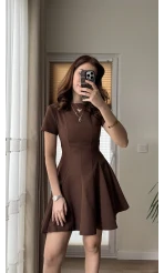 Eteği Pileli Parçalı Kısa Elbise Kahverengi