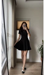 Eteği Pileli Parçalı Kısa Elbise Siyah