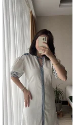 Etnik Desenli Nakış Detay Beyaz Elbise