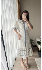 Etnik Desenli Nakış Detay Beyaz Elbise