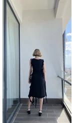 Fırfırlı Siyah Bluz