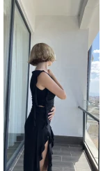 Fırfırlı Siyah Bluz