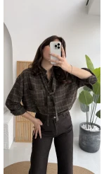 Fular Bağlamalı Taşlı Gömlek - Kahverengi - Kod: 2180