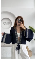 Geniş Kol Nakışlı Bağlamalı Kimono - Lacivert - 7014