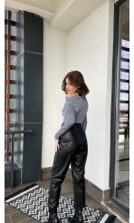 Gri Düşük Yaka Yarasa Kol Bluz