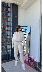 Helly Modal Takım Krem
