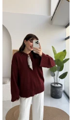 Hilary Yakası Aksesuar Detaylı Fular Bağlamalı Kazak - Bordo