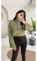 Hilary Yakası Aksesuar Detaylı Fular Bağlamalı Kazak - Mint