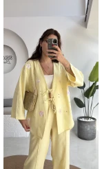 Jasmine Çiçek ve Taş Detay Takım - Sarı