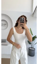 Kalın Askılı Oys Beyaz T-Shirt