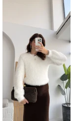 Kalina Bisiklet Yaka Tüylü Yumoş Kazak - Beyaz