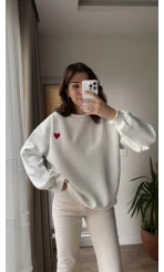 Kalp Nakışlı Sweatshirt Şardonlu Beyaz
