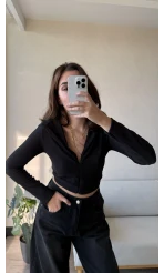 Kapüşonlu Siyah Fitili Crop