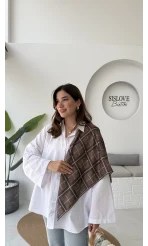 Kare Desenli Kahverengi Fular/Eşarp