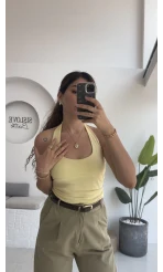 Karolina Boyundan Geçmeli Crop - Sarı