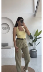 Karolina Boyundan Geçmeli Crop - Sarı