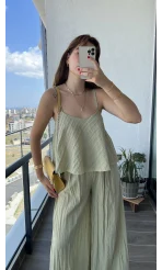 Kırışık Kumaş Mint Yeşili Askılı Pantolon Takım