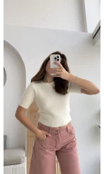 Kısa Kollu Triko Ekru Kod: 9037