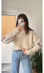 Kolları Kalp Detay Mücevher Model Kazak Krem