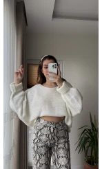 Kolları Katlamalı Ekru Kazak