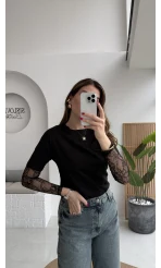 Kolu Danteli T-shirt - Siyah