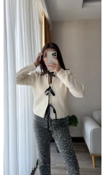 Krem Triko Bağlamalı Hırka