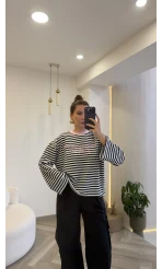 Lacivert Çizgili Pembe Baskılı Sweatshirt - Kod: 1126
