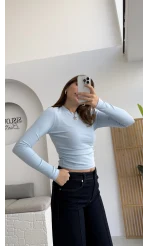 Lena Yanı Büzgülü Likralı Bluz - Bebe Mavisi